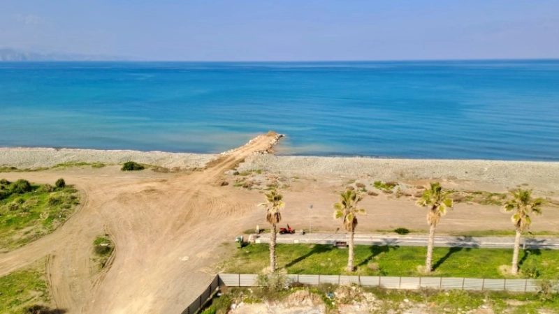 Dan and Kathleen will enjoy sweeping views of the Mediterranean Sea